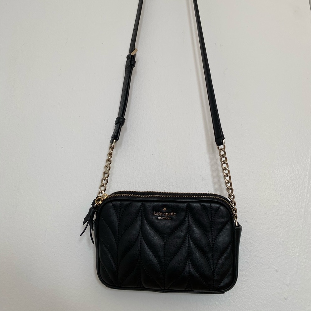 Kate spade crossbody purse - black